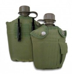 Cantimploras y bolsas de hidratación